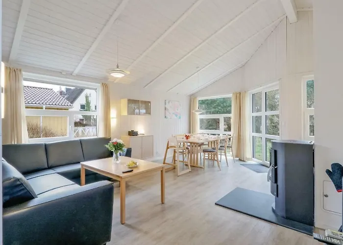 Abendrot 3 - Dorf 3 Priwall